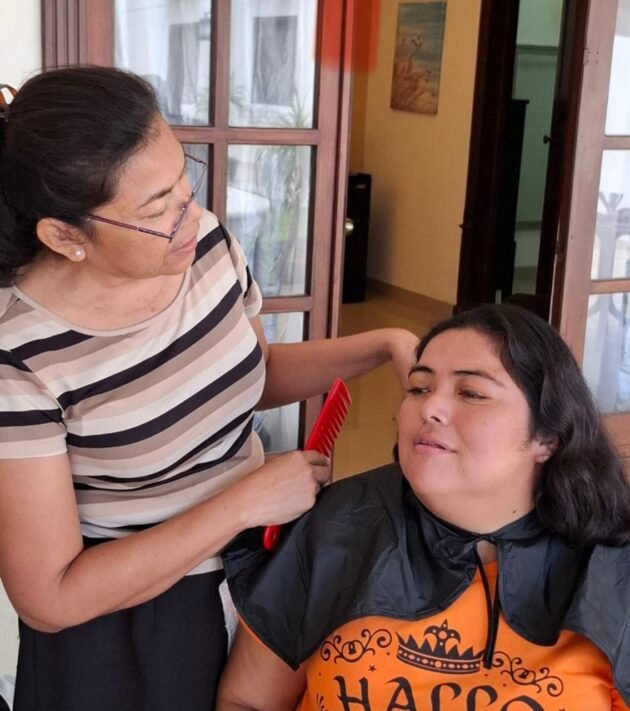 Taller Presencial – Tratamientos y Keratinas KOOI - Image 8
